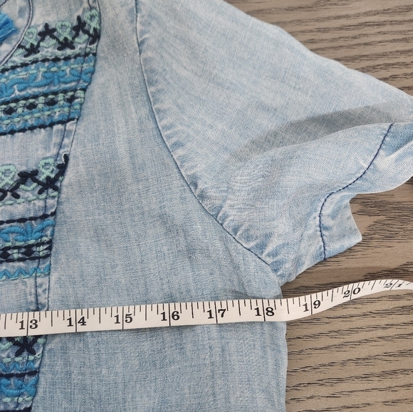 Orientique Naturally Australian Chambray Embroidered Blouse Womens Small Blue - Picture 7 of 8